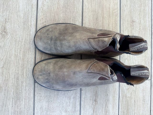 מגפי Blundstone זמש מידה 42