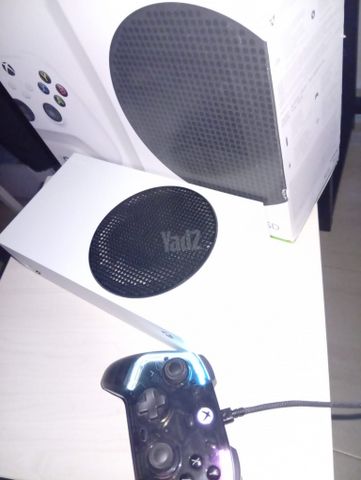 Xbox Series S + שלט מיוחד