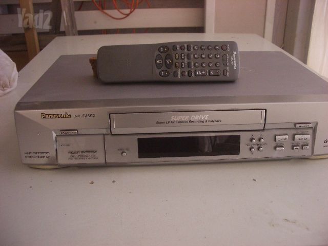 מכשייר וידאו (VHS) PANASONIC