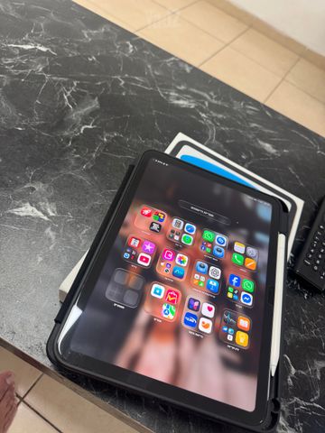 אייפד a16