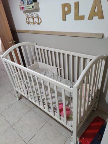 מיטת תינוק