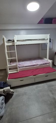 מיטה קומותיים