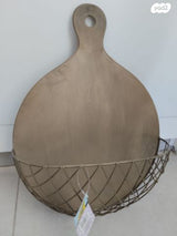 כלוב ומתקן זהוב