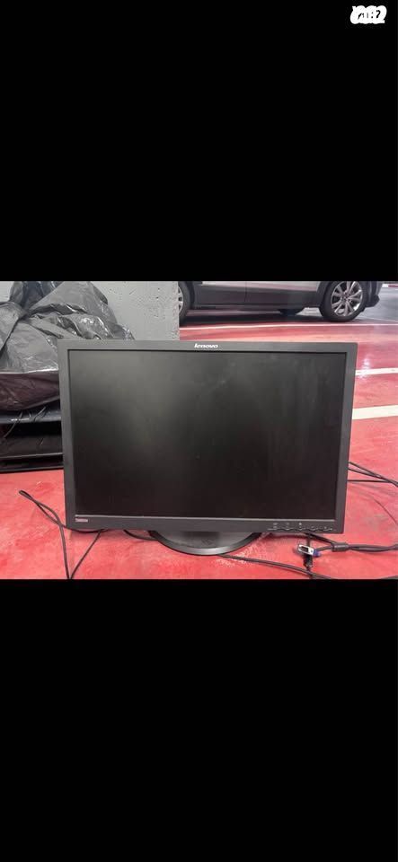 מסך מחשב LENOVO