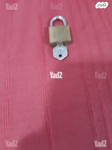 מנעול YALE