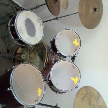 תופים חברת MAPEX
