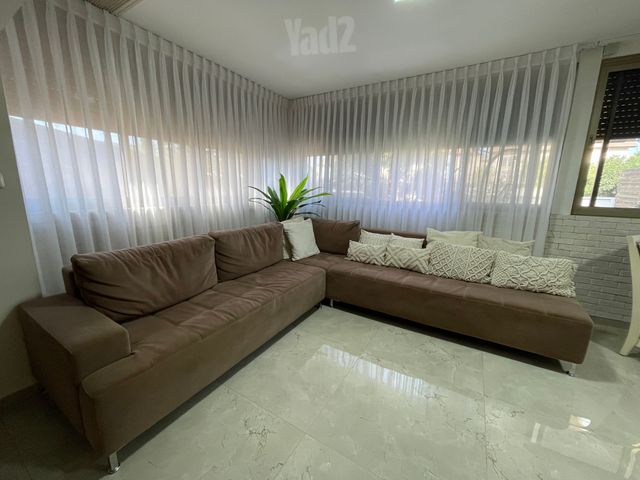 שולחן סלון
