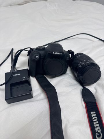 מצלמת קנון EOS 2000D