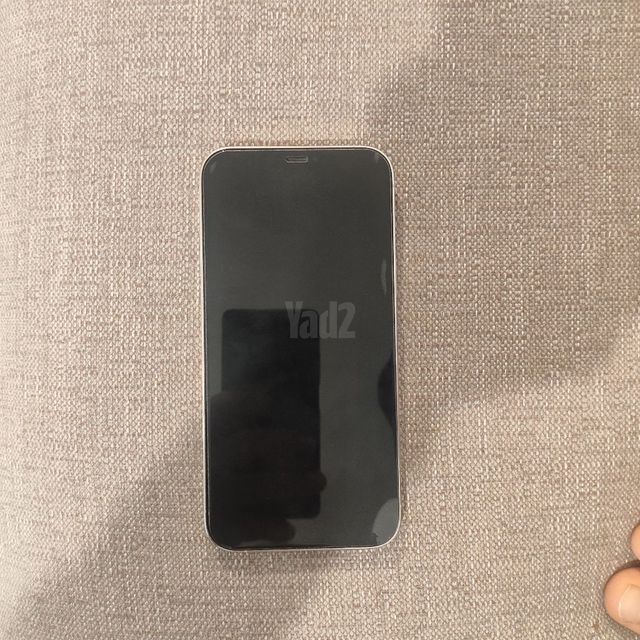 איי פון 12 פרו מקס