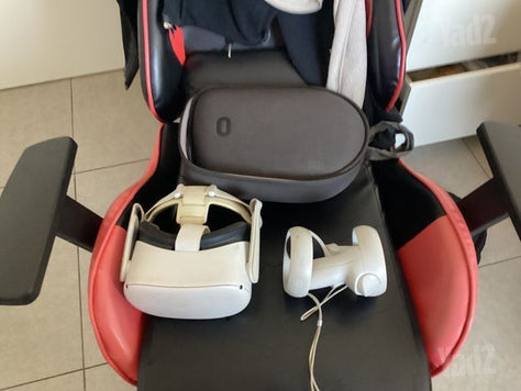 משקפי מציאות מדומה במצב מצוין