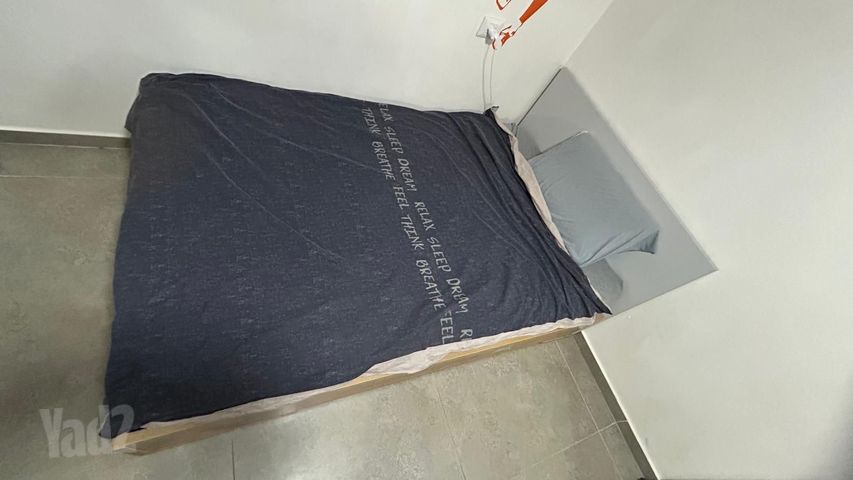 מיטה וחצי