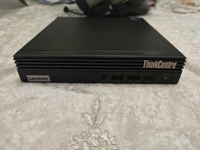 Lenovo ThinkCentre M70q Gen 3
