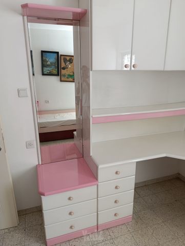 ספריה + שידה