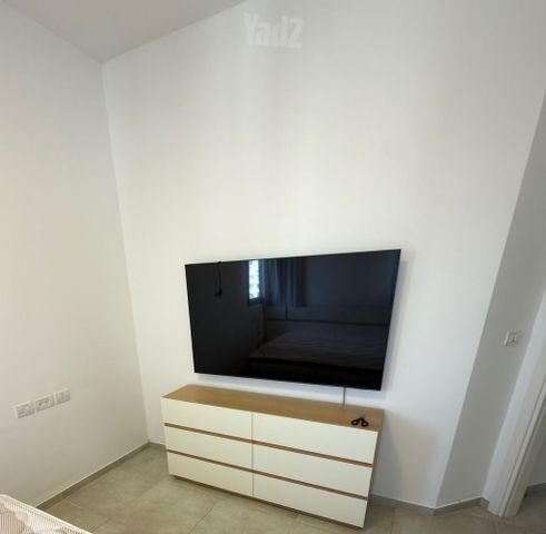 Samsung tv 65” QLED 4k 60hz