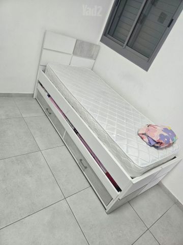 מיטה יחיד