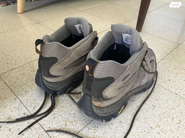 נעלי טיולים merrell