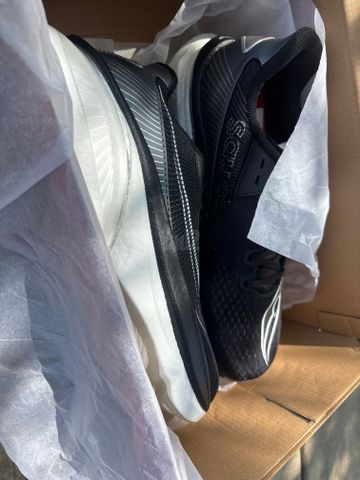 נעלים סקוני