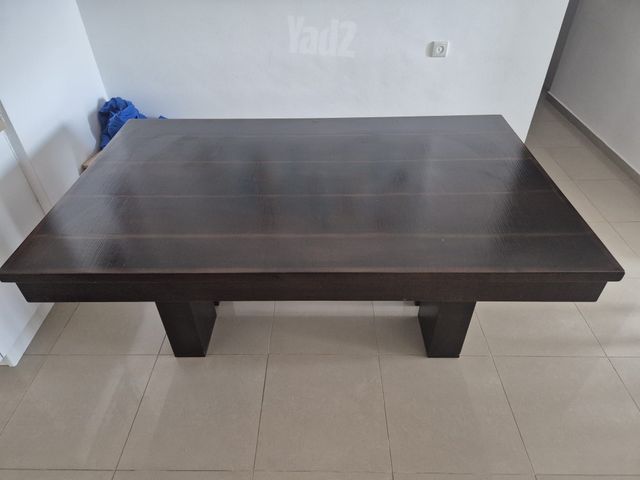 שולחן אוכל