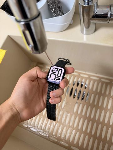 Apple Watch S9 45mm סוללה 96%