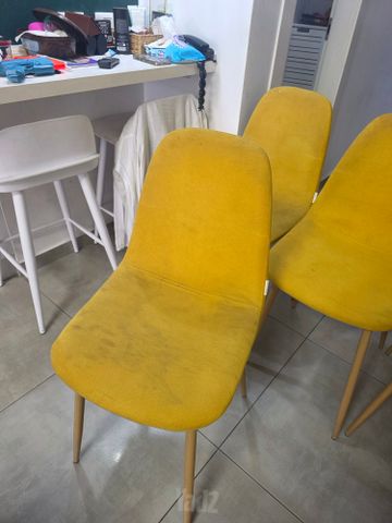 4 כסאות מבד