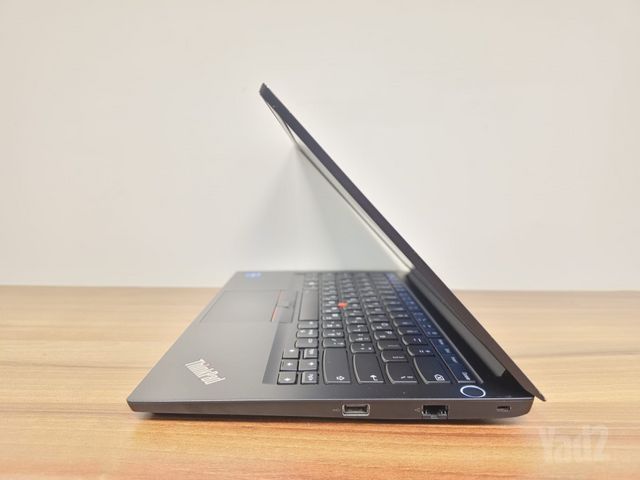 מחשב נייד Lenovo Thinkpad e14