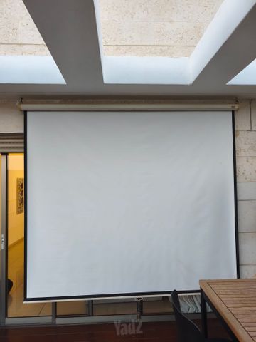 מסך מקרן 110 אינץ!