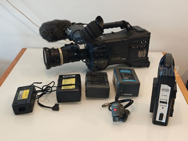 מצלמת וידאו Panasonic HPX-372