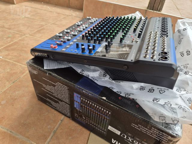 מיקסר Yamaha MG16XU