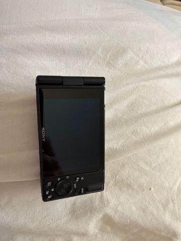 מצלמה סוני zv1f
