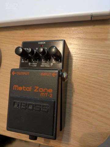 Boss Mt-2 Metal Zone