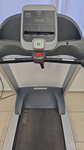 הליכון Precor