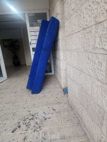 מיטת נןער
