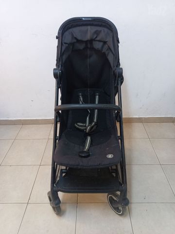 עגלת טיולון