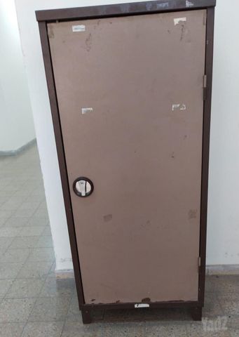 ארון מתכת משרדי