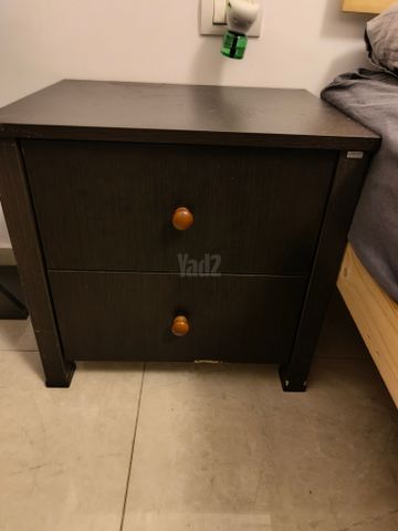 שידות עץ
