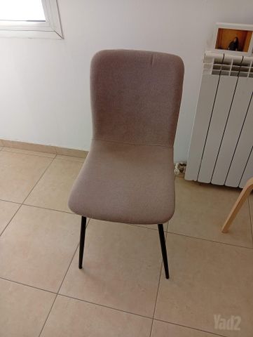 table and chairs