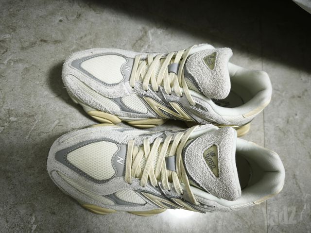 New balance 9060