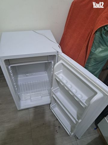 מקרר משרדי