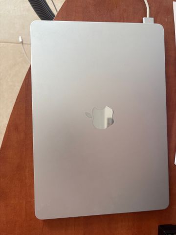 MacBook Air  M4