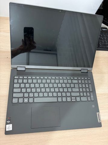 מחשב נייד Lenovo