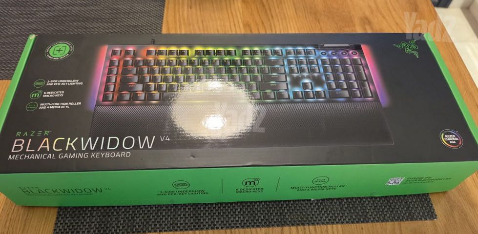 Razer BlackWidow V4 חדשה