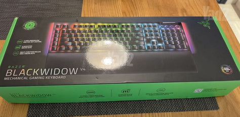 Razer BlackWidow V4 חדשה