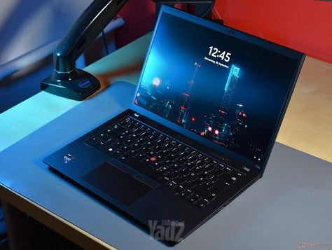 מחשב נייד LENOVO