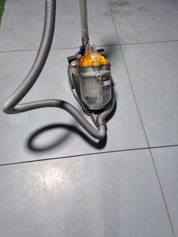 שואב דיסון