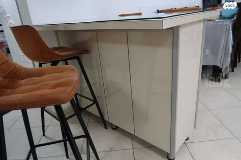 שולחן בר