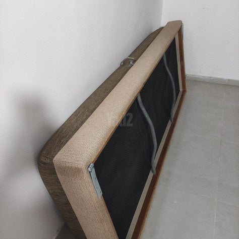ספה נפתחת וינטג'ית מעץ מלא
