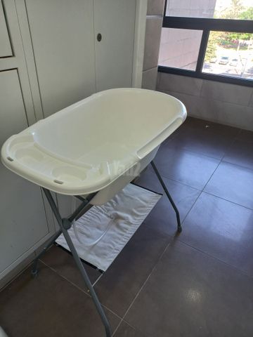 אמבטיה לתינוק