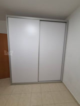 ארון הזזה