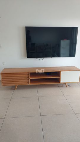 מזנון מעץ אלון