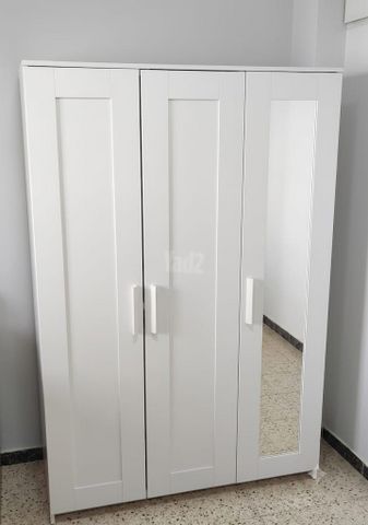 ארון בגדים